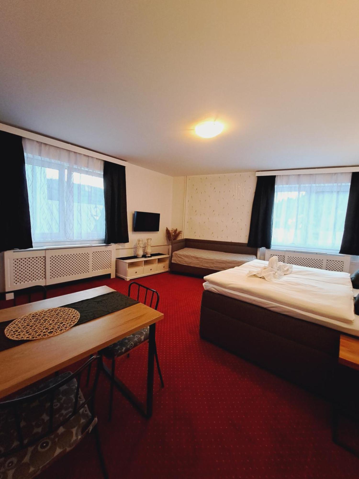 Hotel Grand Tanvald Exterior foto